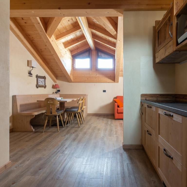 Engadina Chalet - One-Bedroom Family Apartment - 1
