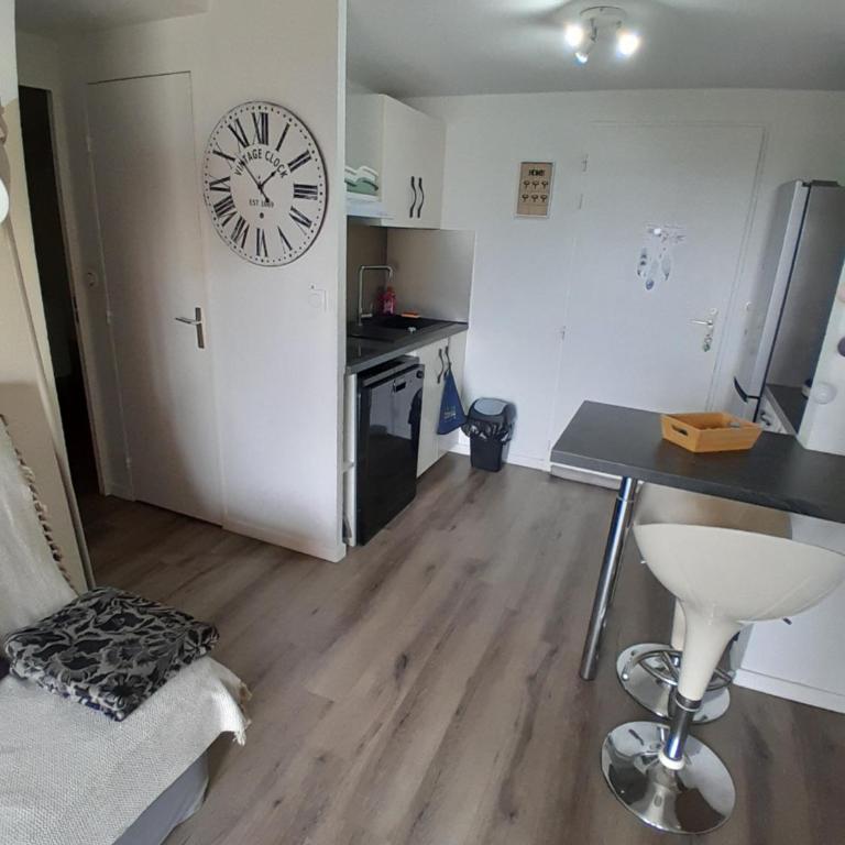 Un cocon aux marquises - Joli T2 Dégagée Sud- ouest Piscine Tennis - Appartamento con 1 Camera da Letto - 6