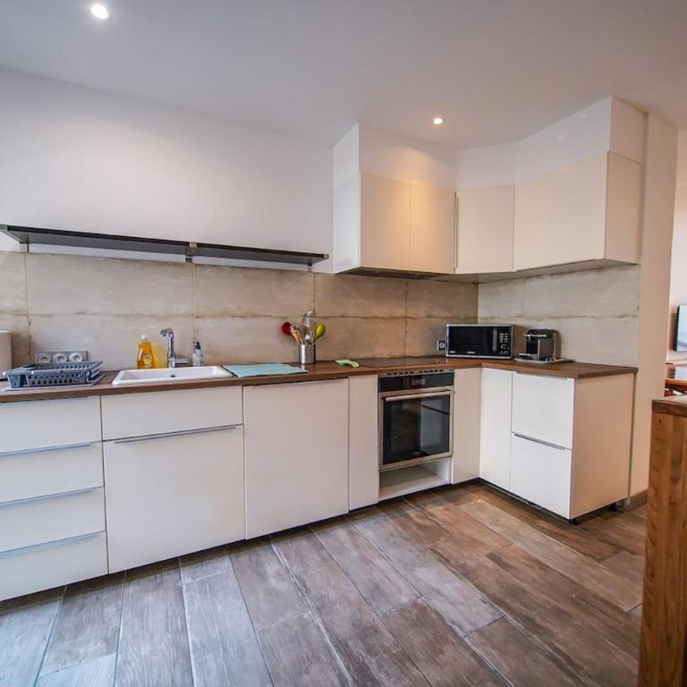 Stylish apartment in the center of Avignon - One-Bedroom Apartment - 11