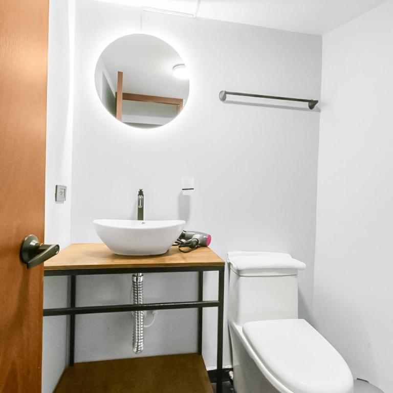 Cerros de chapinero House - Apartamento Estudio con cama grande - 3