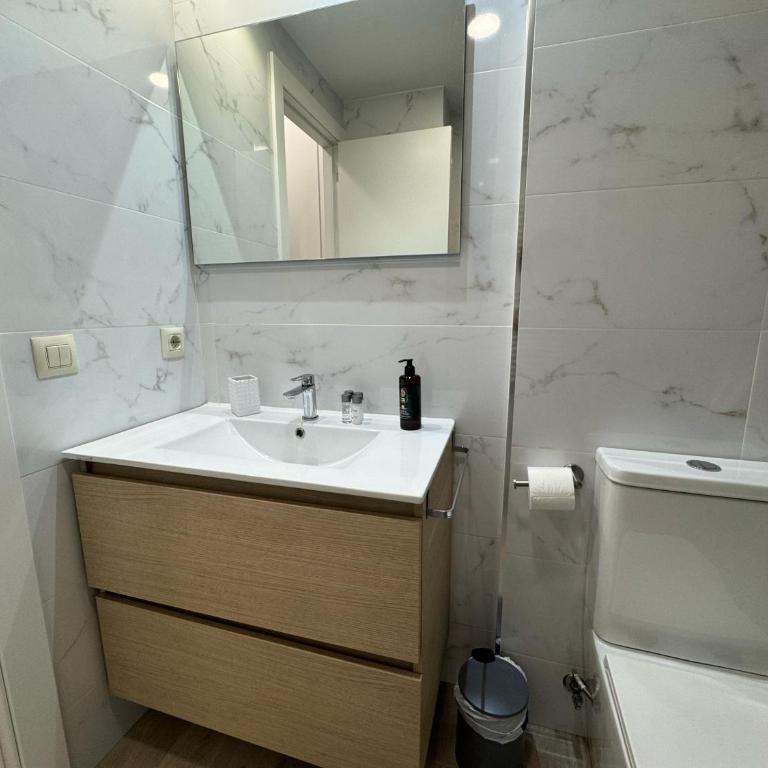 Encamp con encanto Apto con 2 hab WiFi y Pk - Apartment mit 2 Schlafzimmern - 41