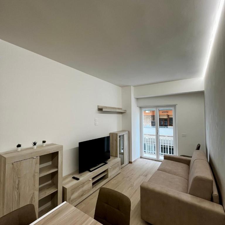 Seaside Beacon Home - Two-Bedroom Apartment - 2