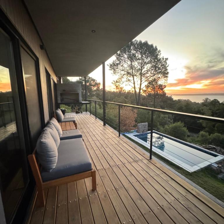 View of the lagoon and forest - Apartamento de 2 dormitorios - 29
