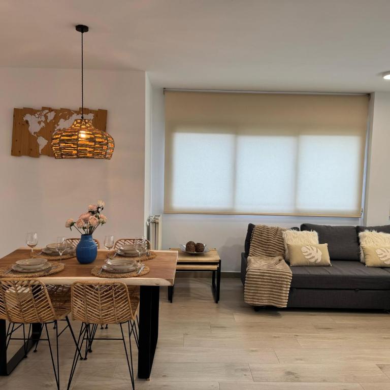 Encamp con encanto Apto con 2 hab WiFi y Pk - Apartment mit 2 Schlafzimmern - 53