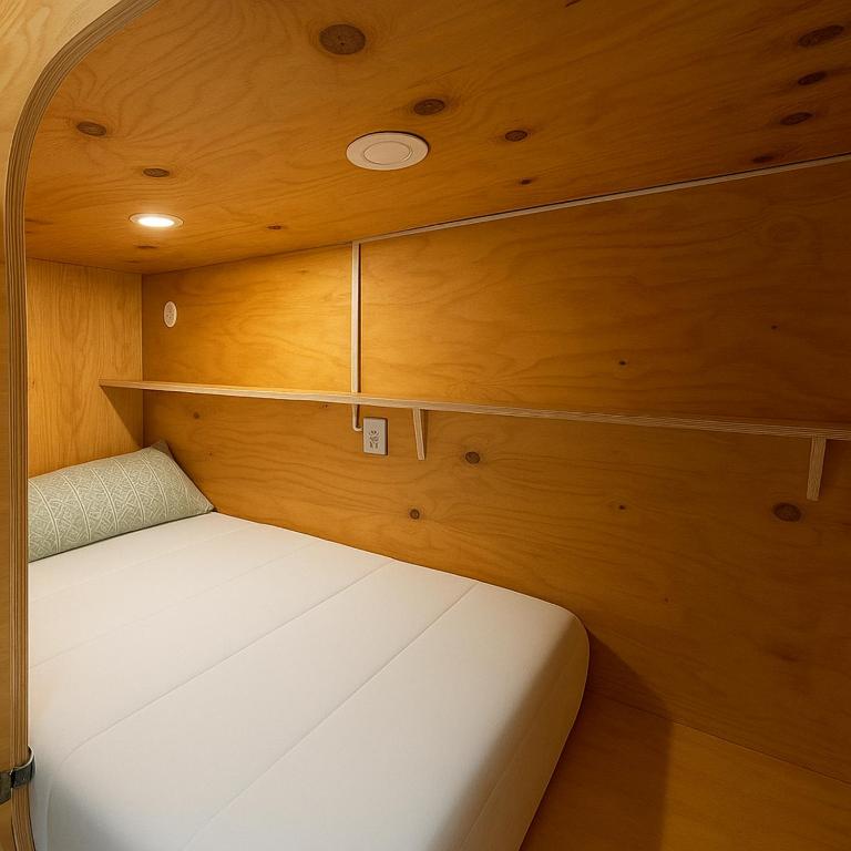 Cubik Rooms - Habitación Doble con baño compartido - 11