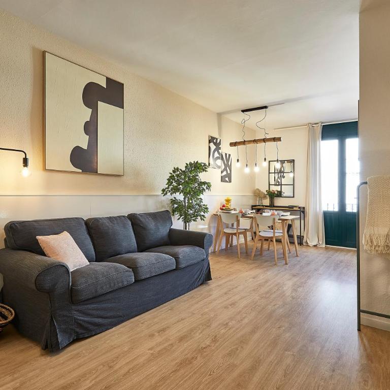 BBarcelona Mallorca Flats - Three-Bedroom Standard Apartment - 23