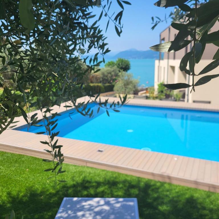 Attilio High Living Suites - Adults Only - Suite Dependence mit Kingsize-Bett, Patio und Gartenblick - 17
