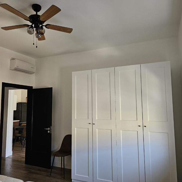Gallipoli Elegant Stay - Appartamento con 2 Camere da Letto e Balcone - 9