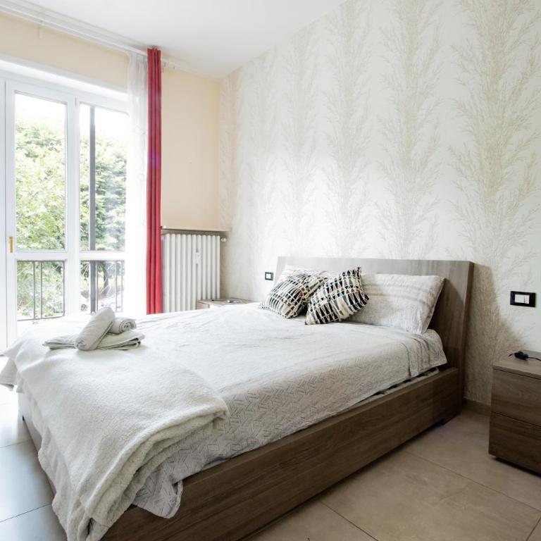 [Reni House]-Bright apartment+free park - Two-Bedroom Apartment - 1