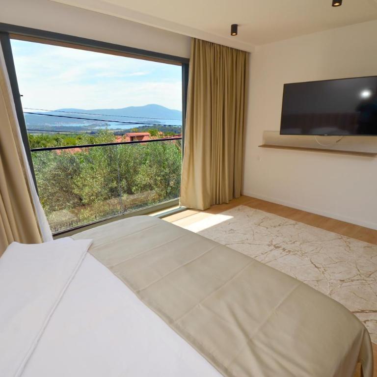 Royal Olive Residence - Deluxe King Studio - 3