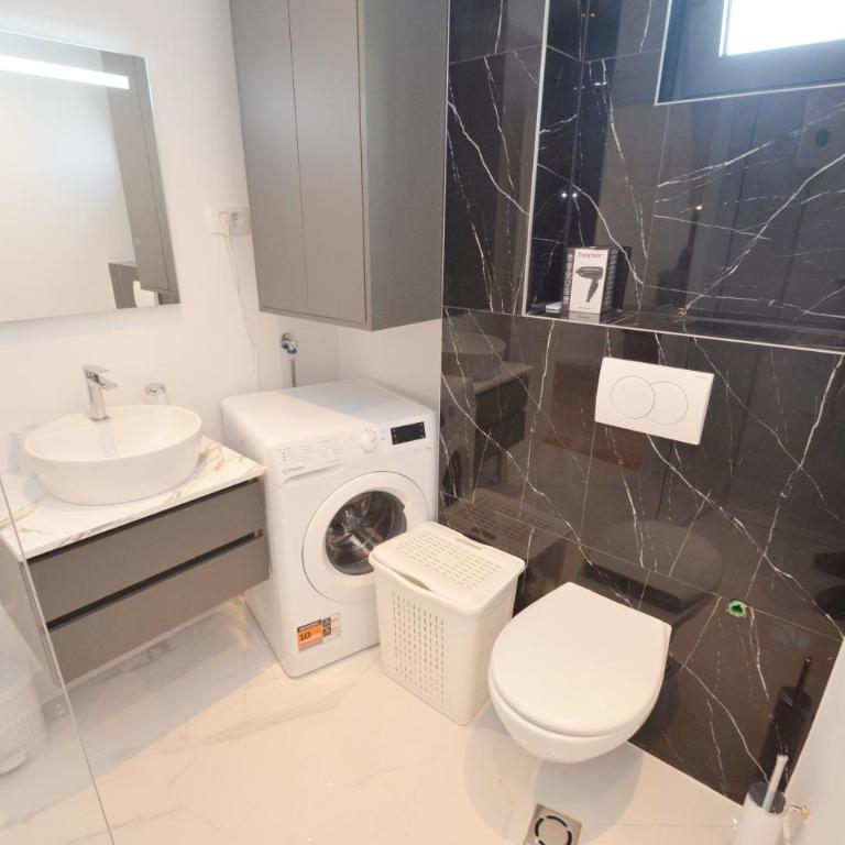 Royal Olive Residence - Deluxe King Studio - 8