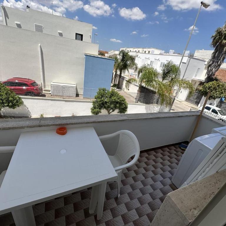 Infinity Residence con Parcheggio - Monolocale con Balcone - 27