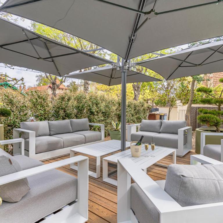 Villa Fleurs des Pins, piscine chauffée , 80 m de la plage Pereire - Villa - 19