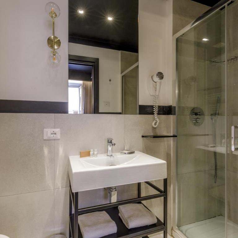 Relais Luxury Corso - Camera Matrimoniale Superior - 13