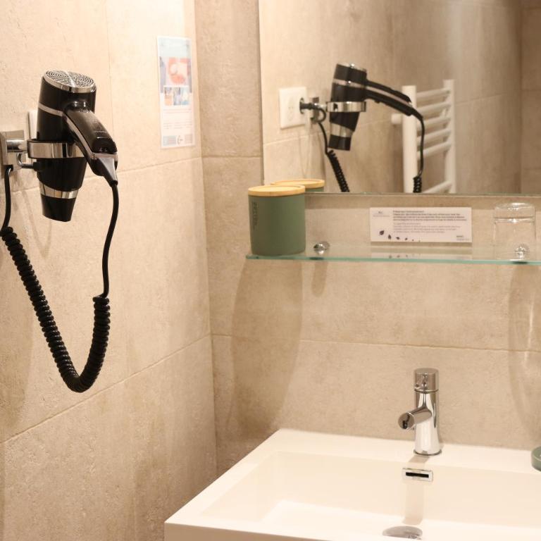 Mas des Romarins, The Originals Relais - Chambre Double Classique - 7