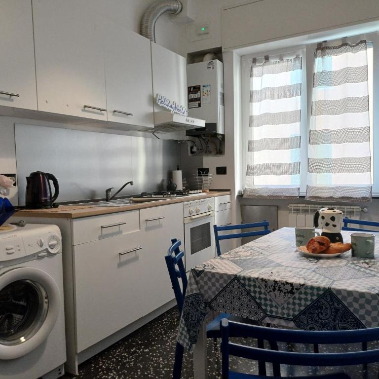Utri House by Holiday World - Two-Bedroom Apartment - 12