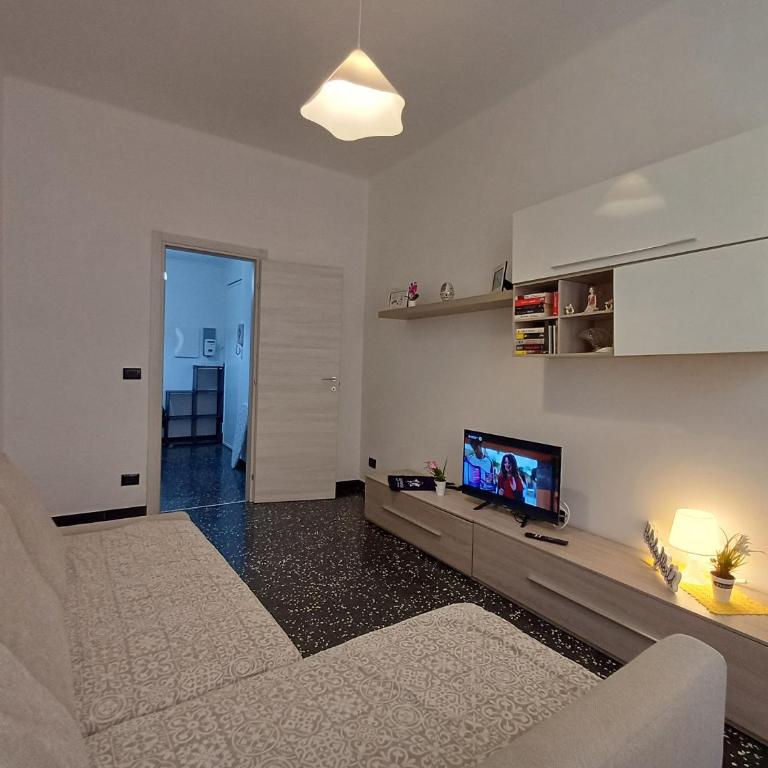 Utri House by Holiday World - Two-Bedroom Apartment - 16