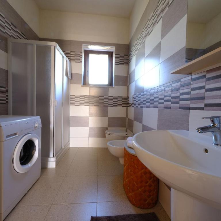 Tenuta con due abitazioni indipendenti - Villa - 25