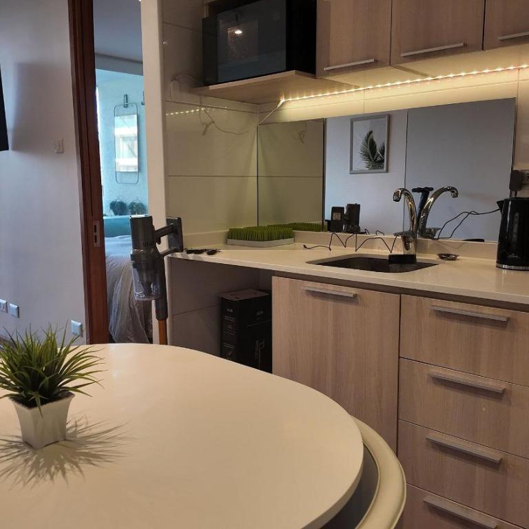 Moderno Excelente Ubicación Depto en Las Condes - Apartamento con balcón - 21