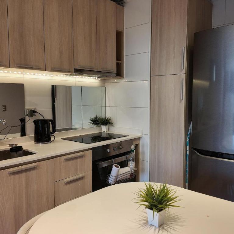 Moderno Excelente Ubicación Depto en Las Condes - Apartamento con balcón - 25