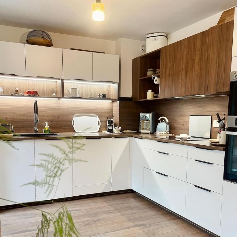 "Maison Bleue" Quartier Haut,Clim,Parking,Jardin - Maison 3 Chambres - 2
