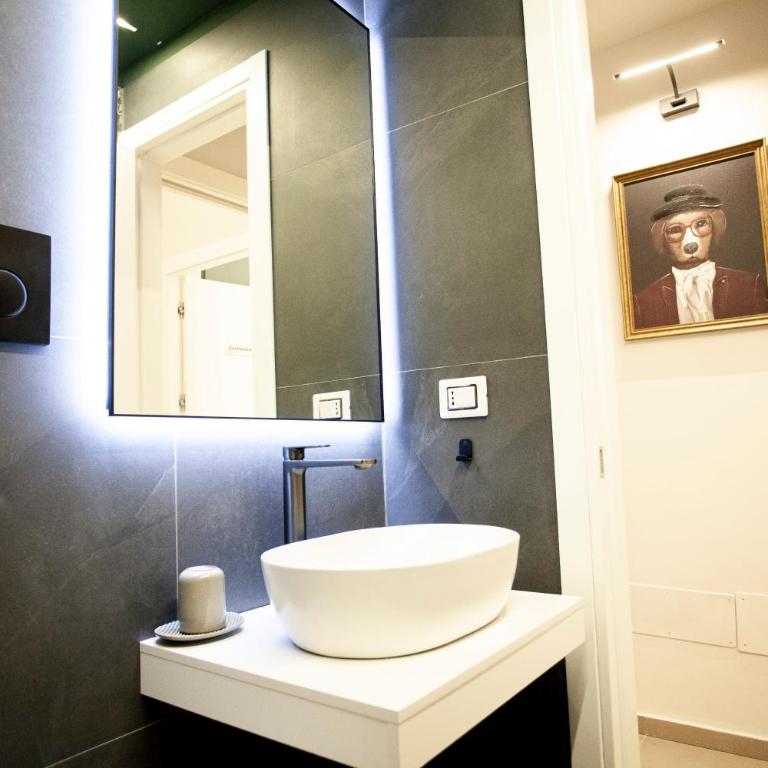 Switch Holiday 9 - Camera Matrimoniale con Bagno Privato Esterno - 7
