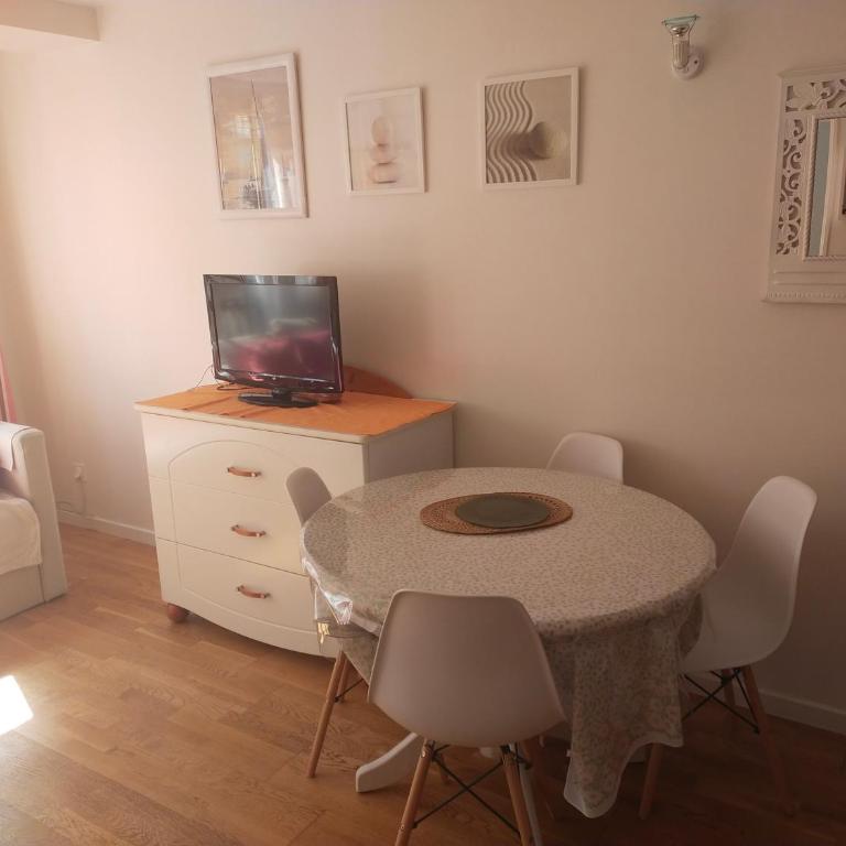 Le Bassin à vos pieds avec T2 Élégant entre Plage et Hyper Centre - Apartment mit 1 Schlafzimmer - 4