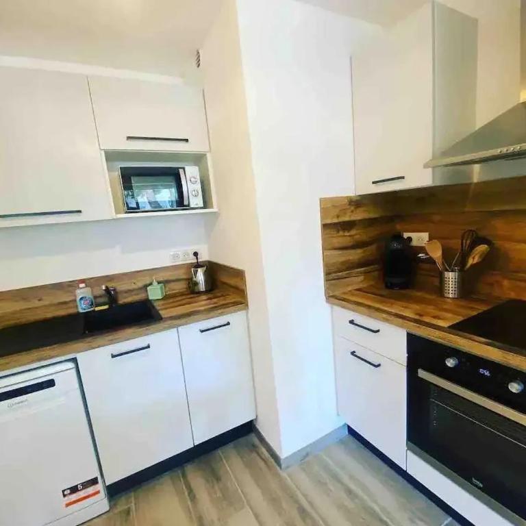Appartement 37m2, parking, wifi, clim, centre-ville port - One-Bedroom Apartment - 8