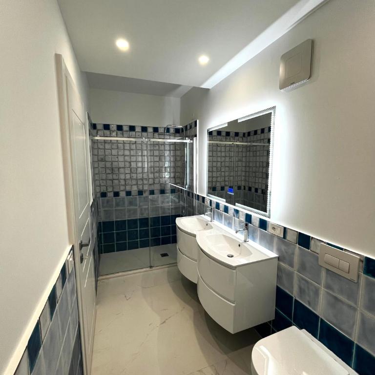Seaside Beacon Home - Two-Bedroom Superior Apartment - 6