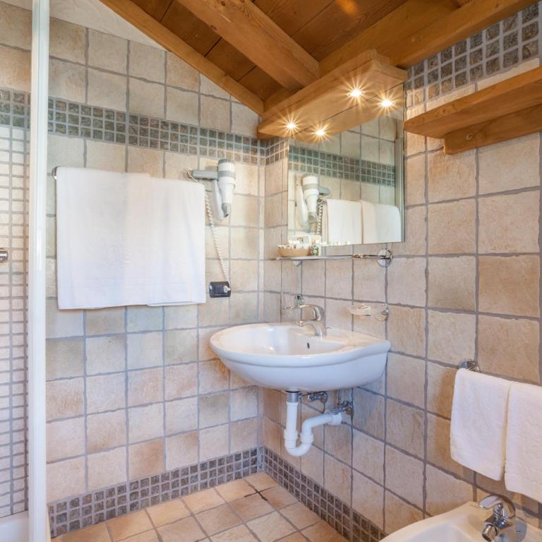 Park Chalet Village - Romantic Chalet (2 Adults) - 10