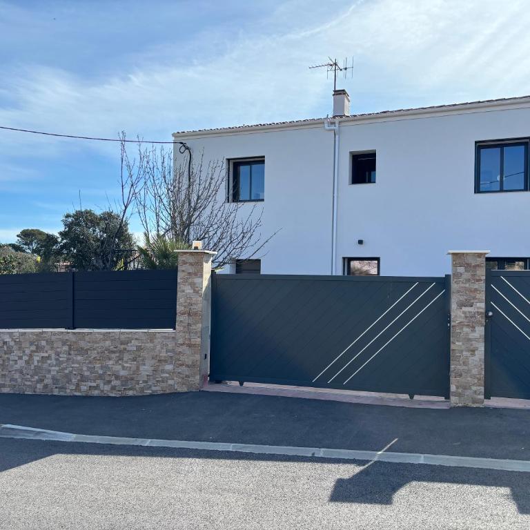 f2 4 pers 5min commerce plages - Appartement Deluxe - 19