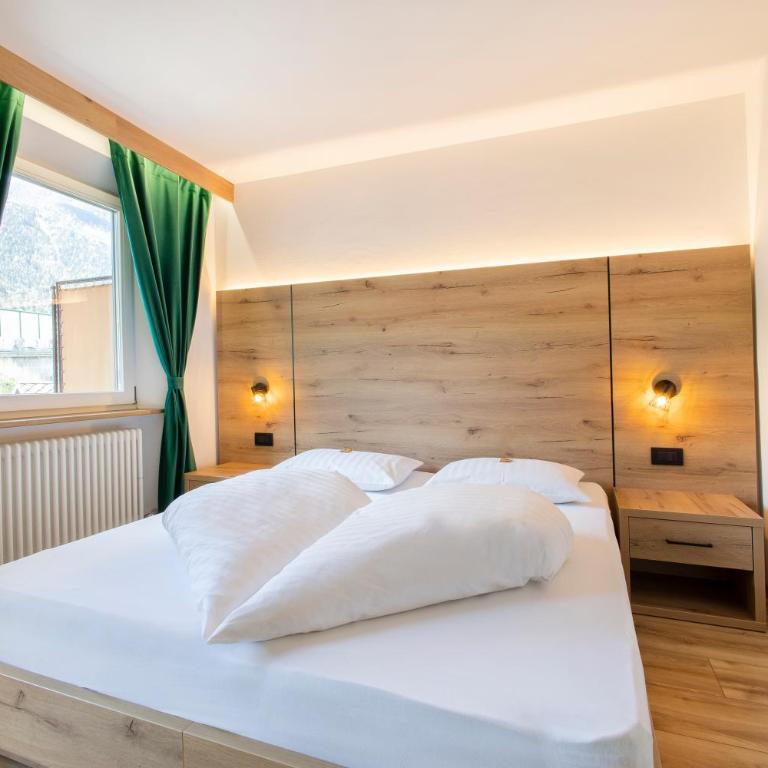 Gasthof Goldenes Lamm - Camera Matrimoniale Deluxe con Balcone - 8