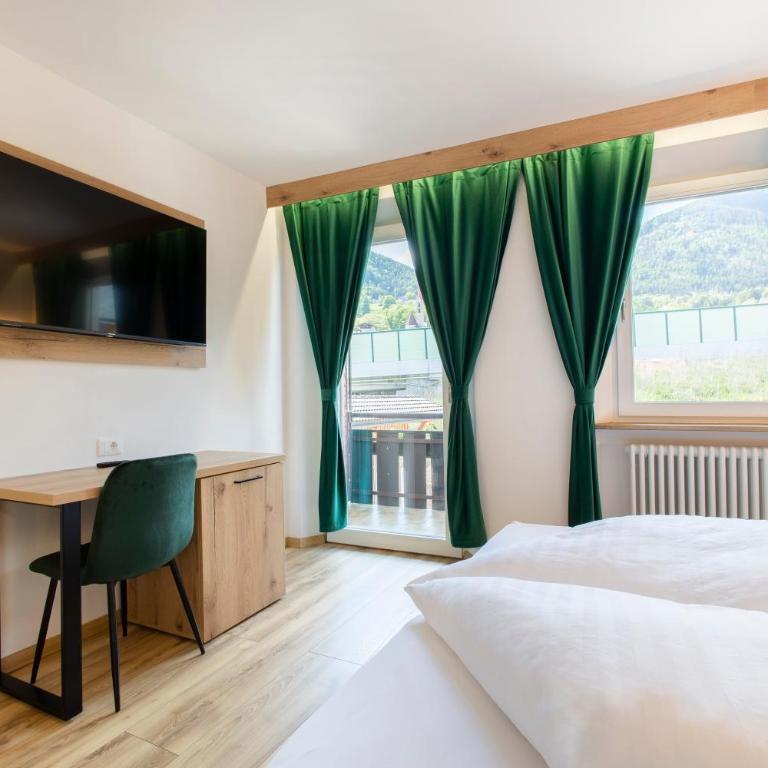 Gasthof Goldenes Lamm - Camera Matrimoniale Deluxe con Balcone - 7