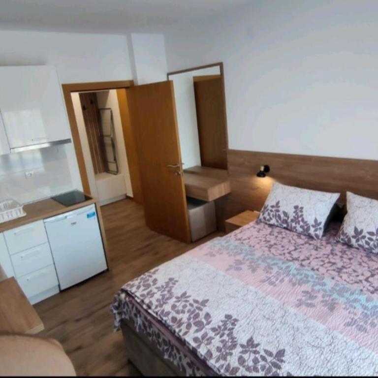 Soko City Studio & Parking Free - One-Bedroom Apartment - 3