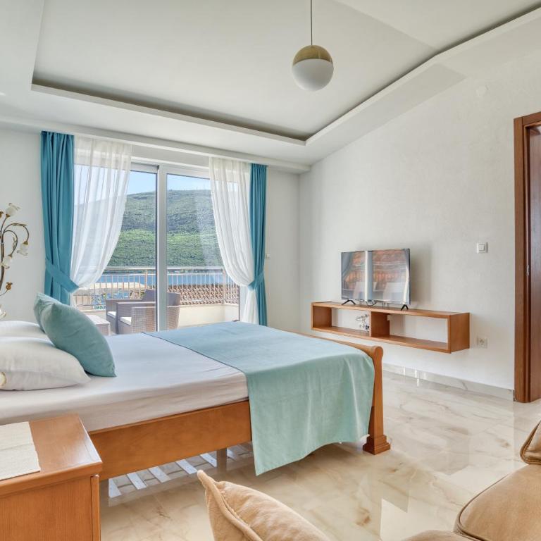Apartments Ljubica - Three-Bedroom Apartment with Sea View - 37