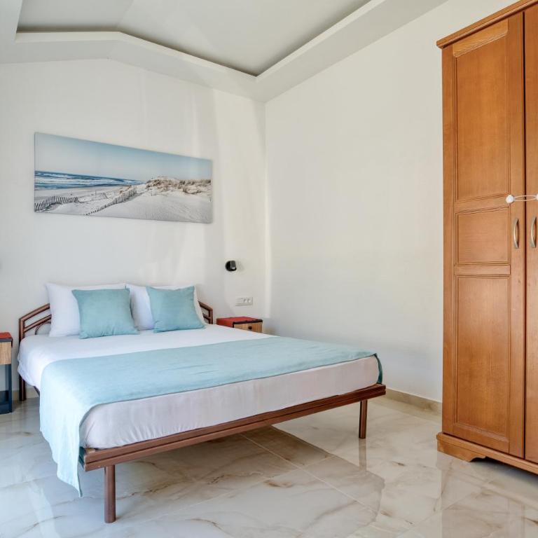 Apartments Ljubica - Three-Bedroom Apartment with Sea View - 41