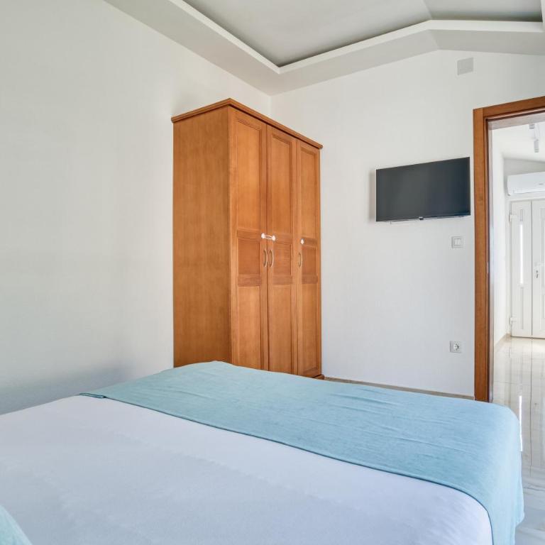 Apartments Ljubica - Three-Bedroom Apartment with Sea View - 43