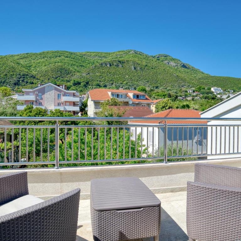 Apartments Ljubica - Three-Bedroom Apartment with Sea View - 7