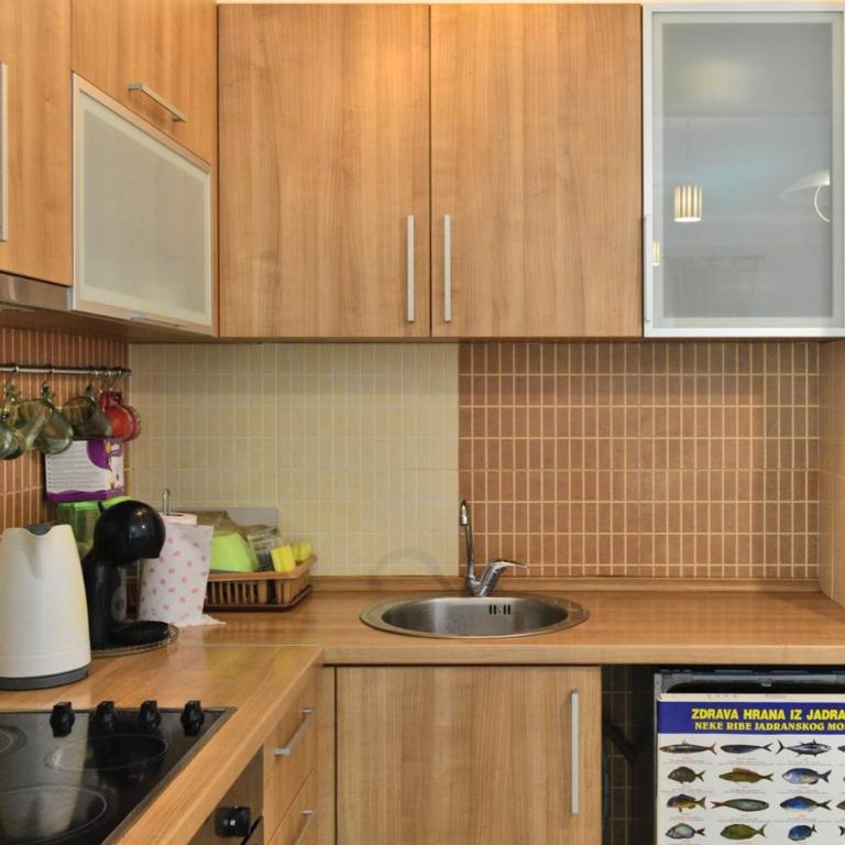 Club House Apartment with Garden and Pool - One-Bedroom Apartment - 24