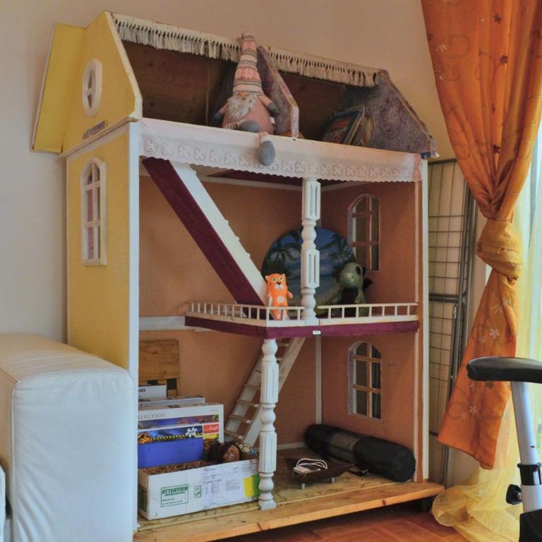 Club House Apartment with Garden and Pool - One-Bedroom Apartment - 27
