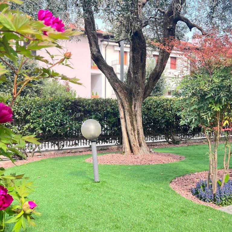 Ai Fiori - Camera Familiare con Terrazza - 1