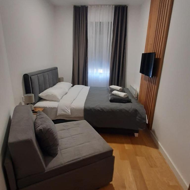 Balkan Square 55 - One-Bedroom Apartment - 14