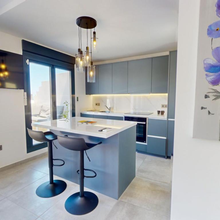 Atico Puesta Sol en Dénia Centro, con Encanto Mediterráneo y Vistas Abiertas by Family Homes Rentals - Three-Bedroom Apartment with View - 25