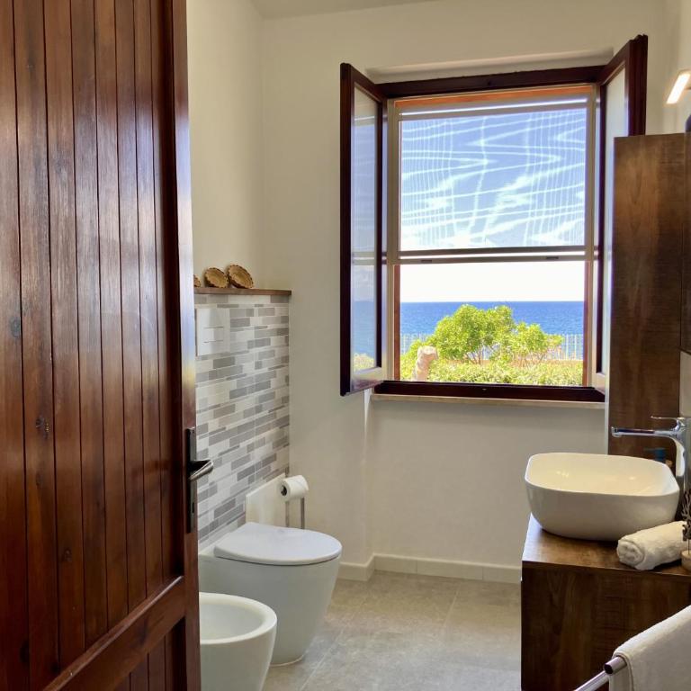 Villa sul mare con giardino e vista mozzafiato - Villa con Vista Mare - 11