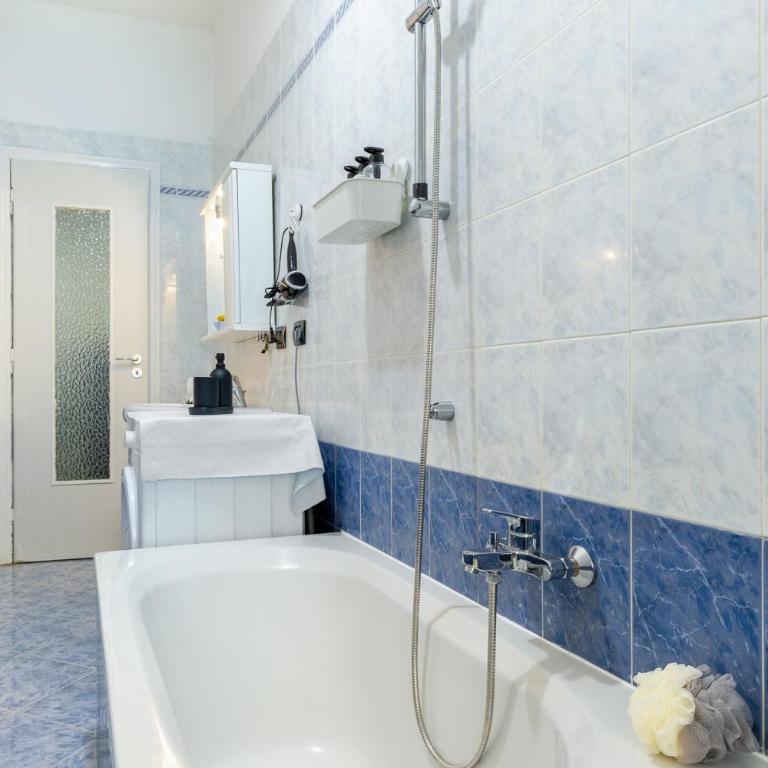 Cozy & Stylish apartment in Borgo Vittoria - Appartamento con 1 Camera da Letto - 32