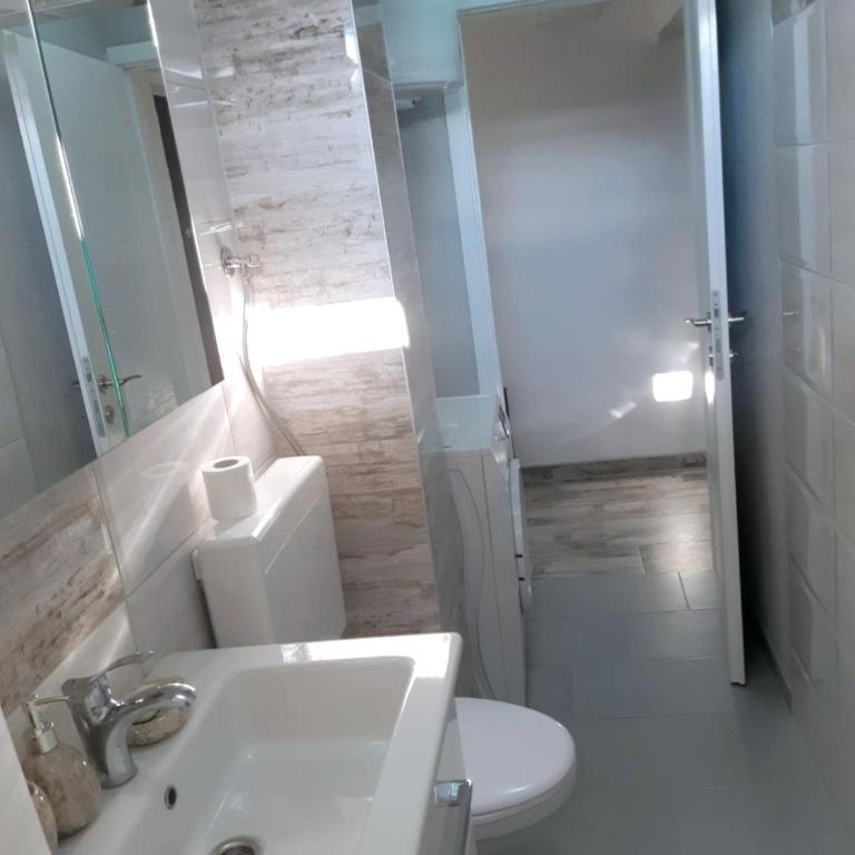 Apartman Annie - One-Bedroom Apartment - 32