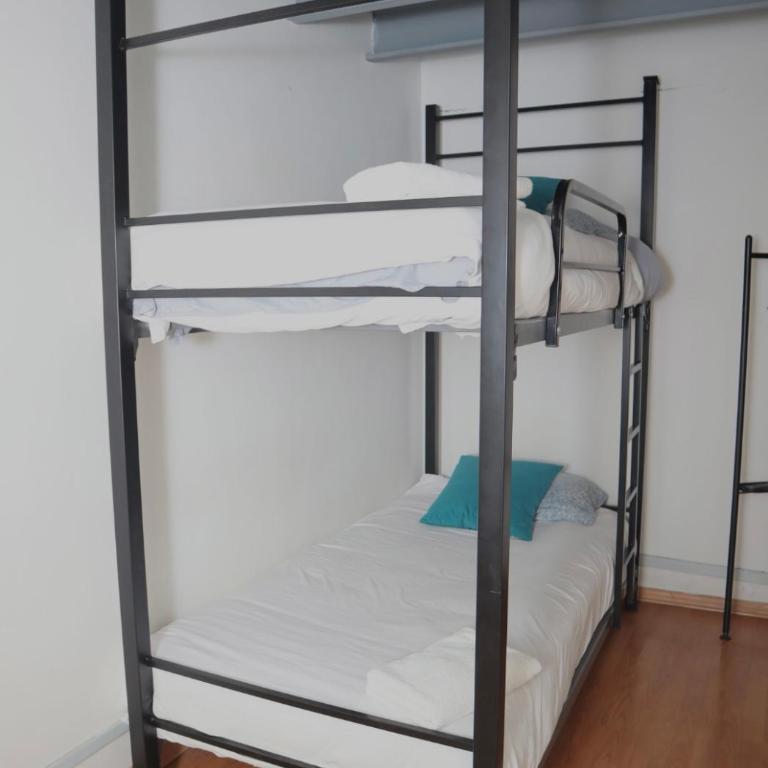 Hostal Top Location ideal para viajeros Polanco - Habitación Doble Pequeña - 2 camas - 20