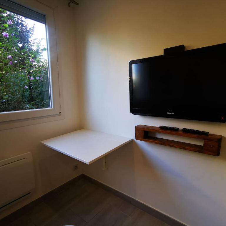 Cozy Studio in Juan les Pins 700m from Beach - Apartment mit 1 Schlafzimmer - 10
