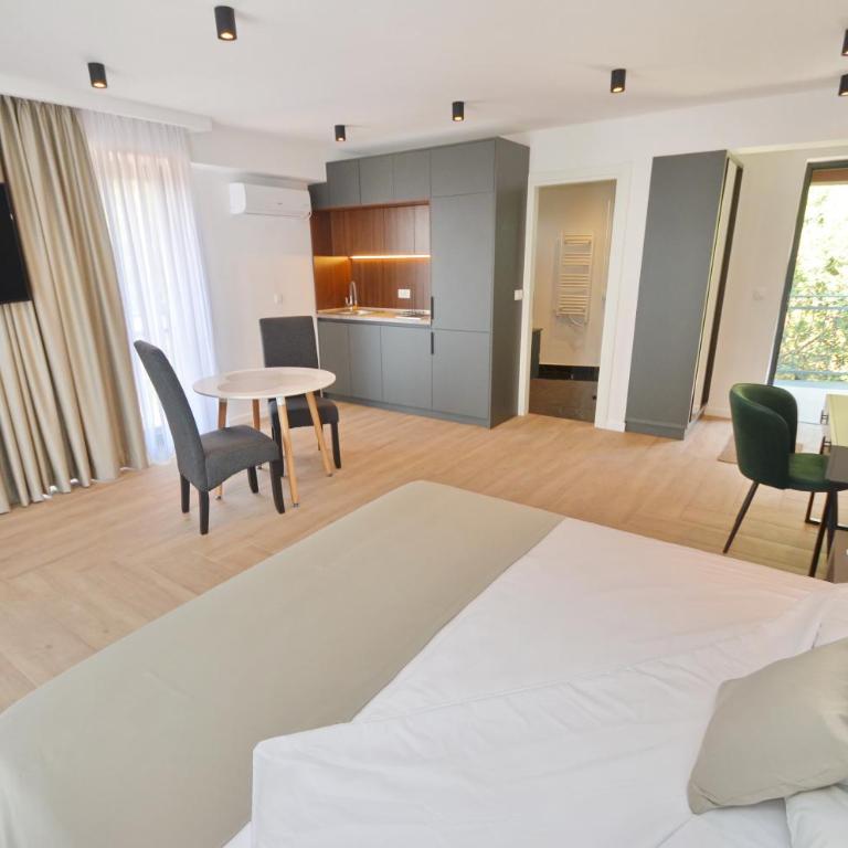 Royal Olive Residence - Studio with Sea View - 7