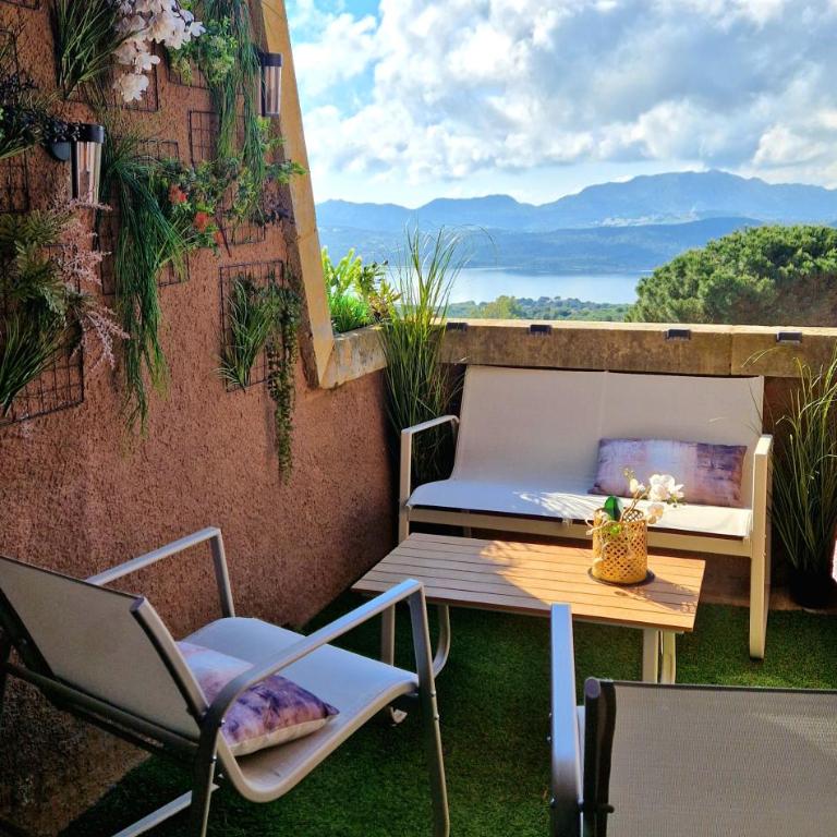 SOL Y LUNA 11 Apartment in Sardinia close to the beach and to Olbia airport - Two-Bedroom Apartment - 53